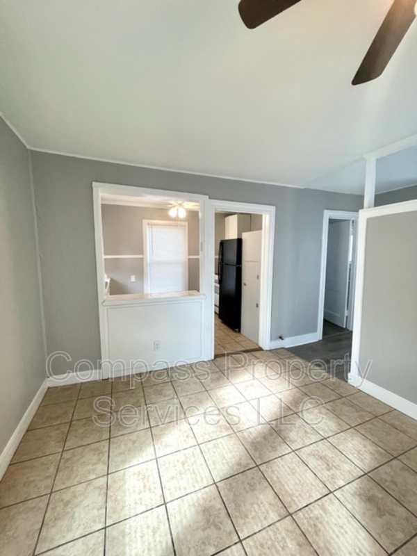 Building Photo - 628 N 36th St