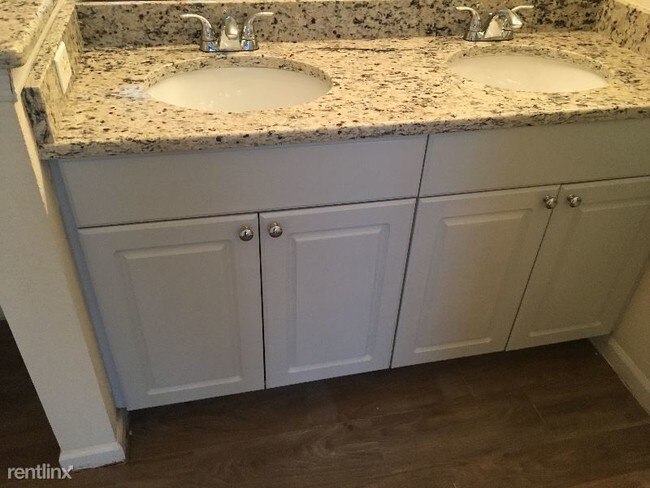 Building Photo - 2 br, 2 bath Condo - 621 Arbor Lakes