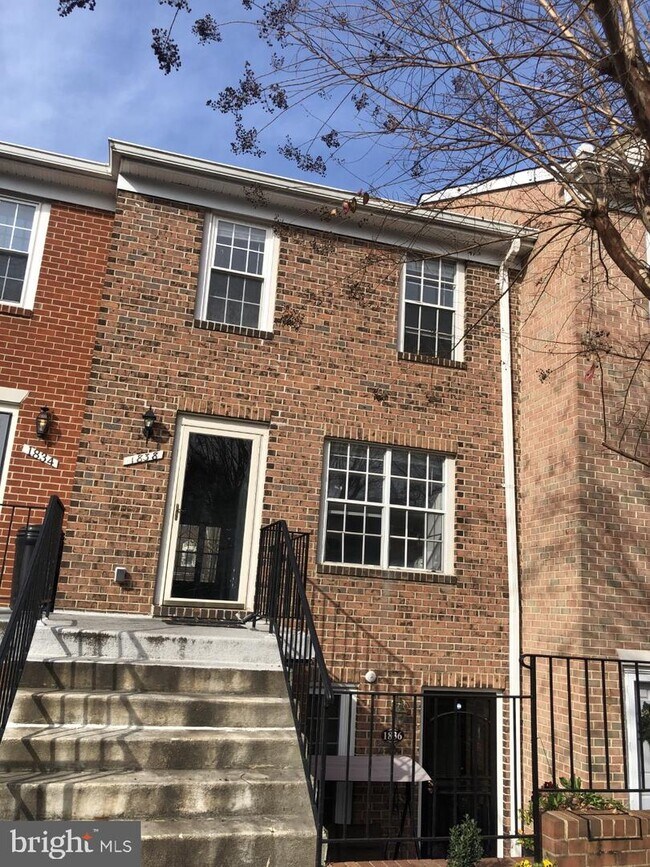 Building Photo - 1838 Bronzegate Blvd