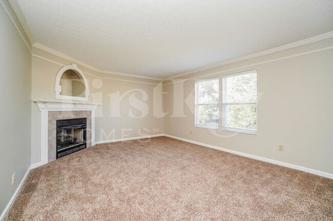 Foto del edificio - 81 Roxbury Dr