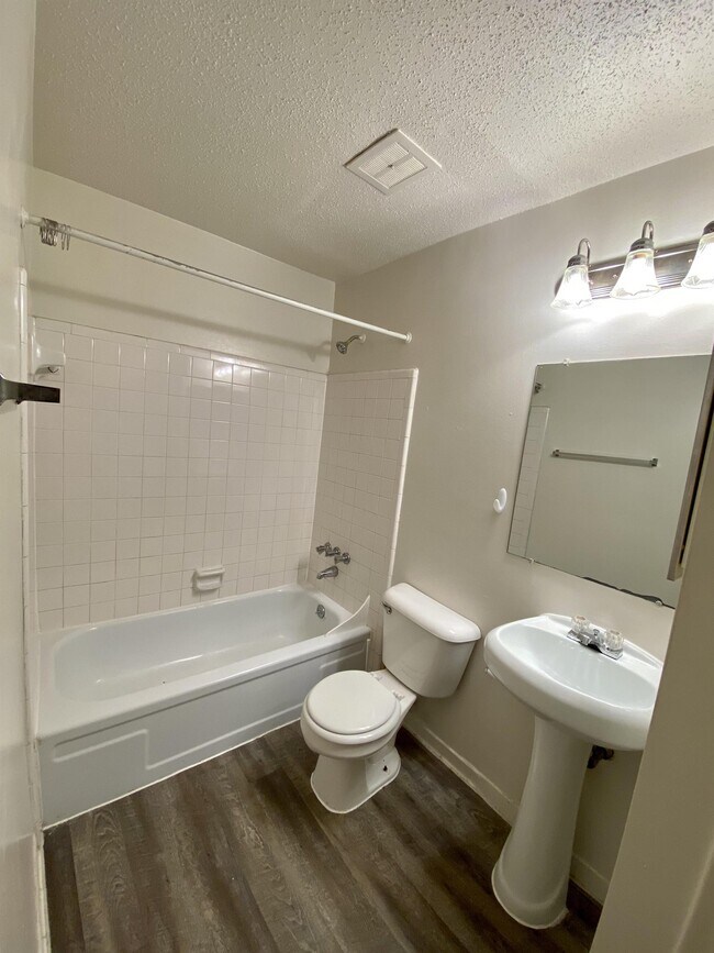 Building Photo - 25 Le Blanc St