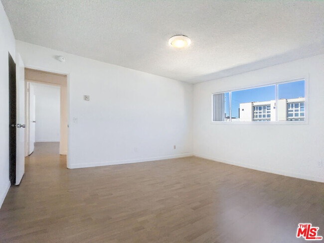 Building Photo - 1538 11th St