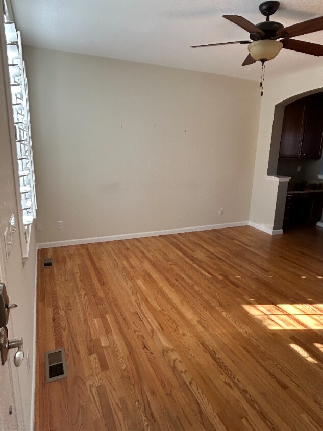 Foto del edificio - 7420 E 8th Pl
