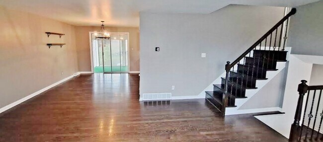 Foto del edificio - 3 Beds / 2-1/2 Bath Single Family Home