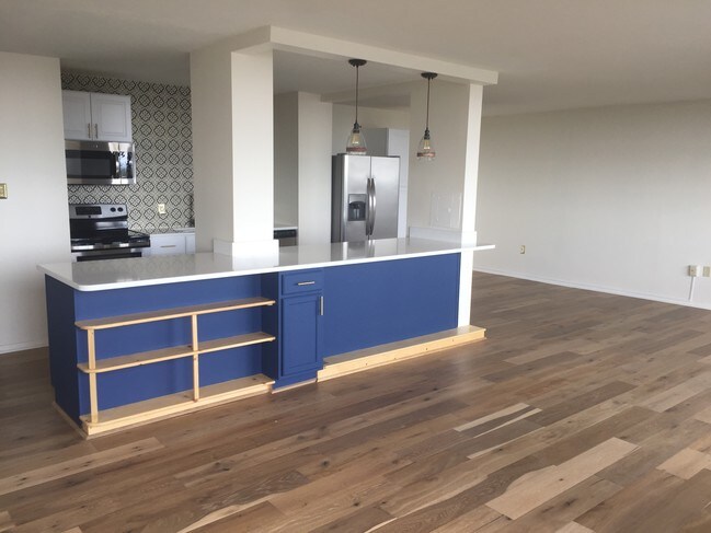 Foto del edificio - 1 E University Pkwy