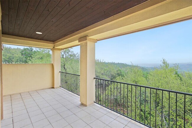 Building Photo - 10504 Prezia Dr