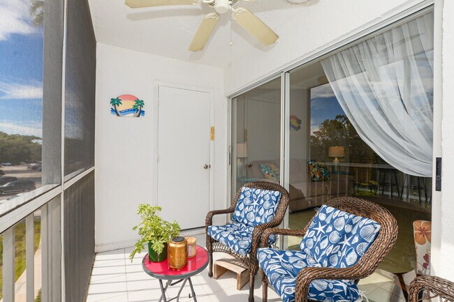 Foto del edificio - 2504 SE Anchorage Cove