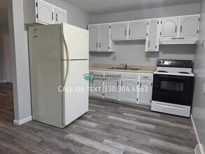 Building Photo - 519 Taff Cir