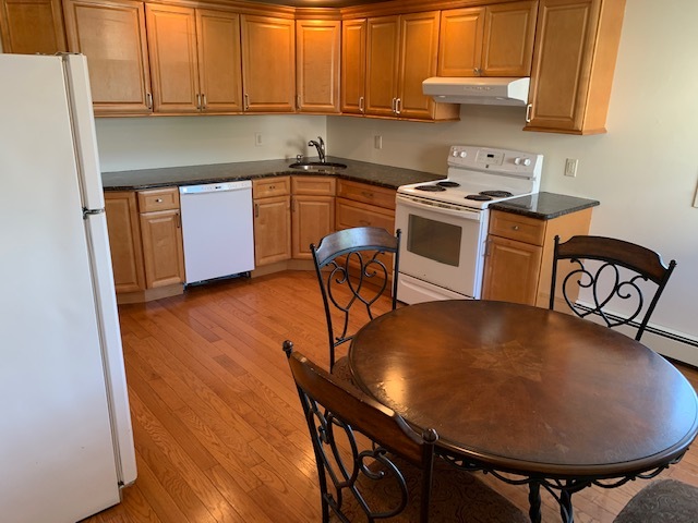 Kitchen - 118 Brighton Way