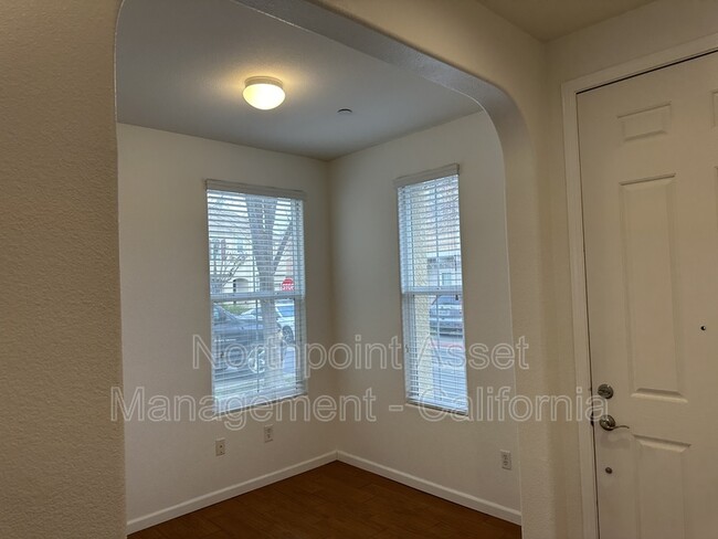 Building Photo - 8890 Adur Rd