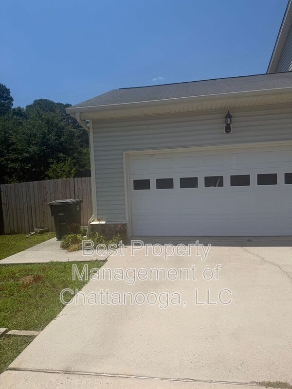 Photo - 1801 Chase Meadows Cir House