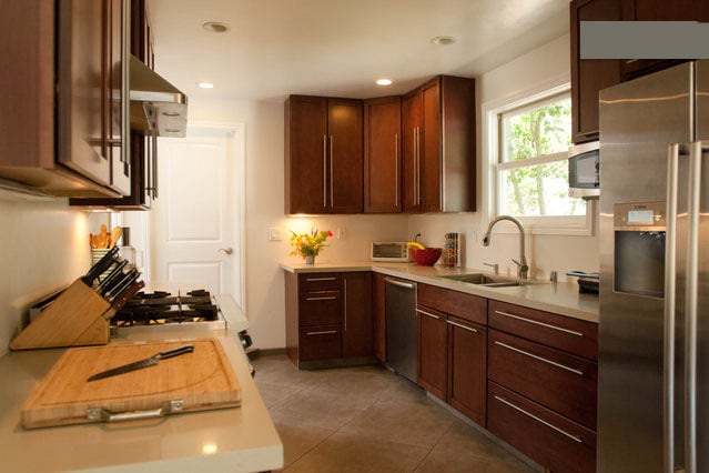 Kitchen - 750 Trestle Glen Rd