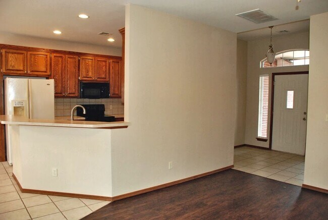 Foto del edificio - Wonderful 4 bedroom, 2 bath home in Deer C...