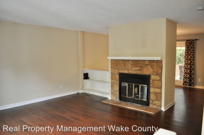 Building Photo - 3 br, 2.5 bath House - 103 Joanne Circle