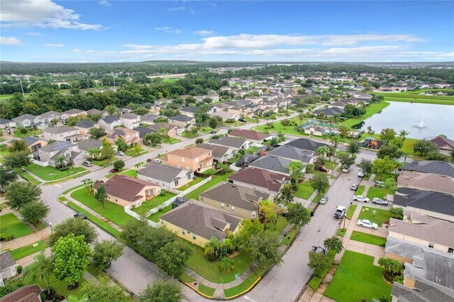 Foto del edificio - 4729 Spindletree Ln