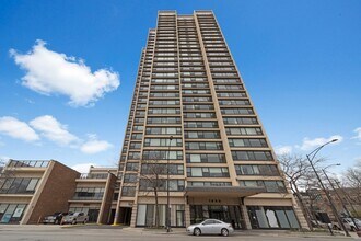 Building Photo - 1850 N Clark St