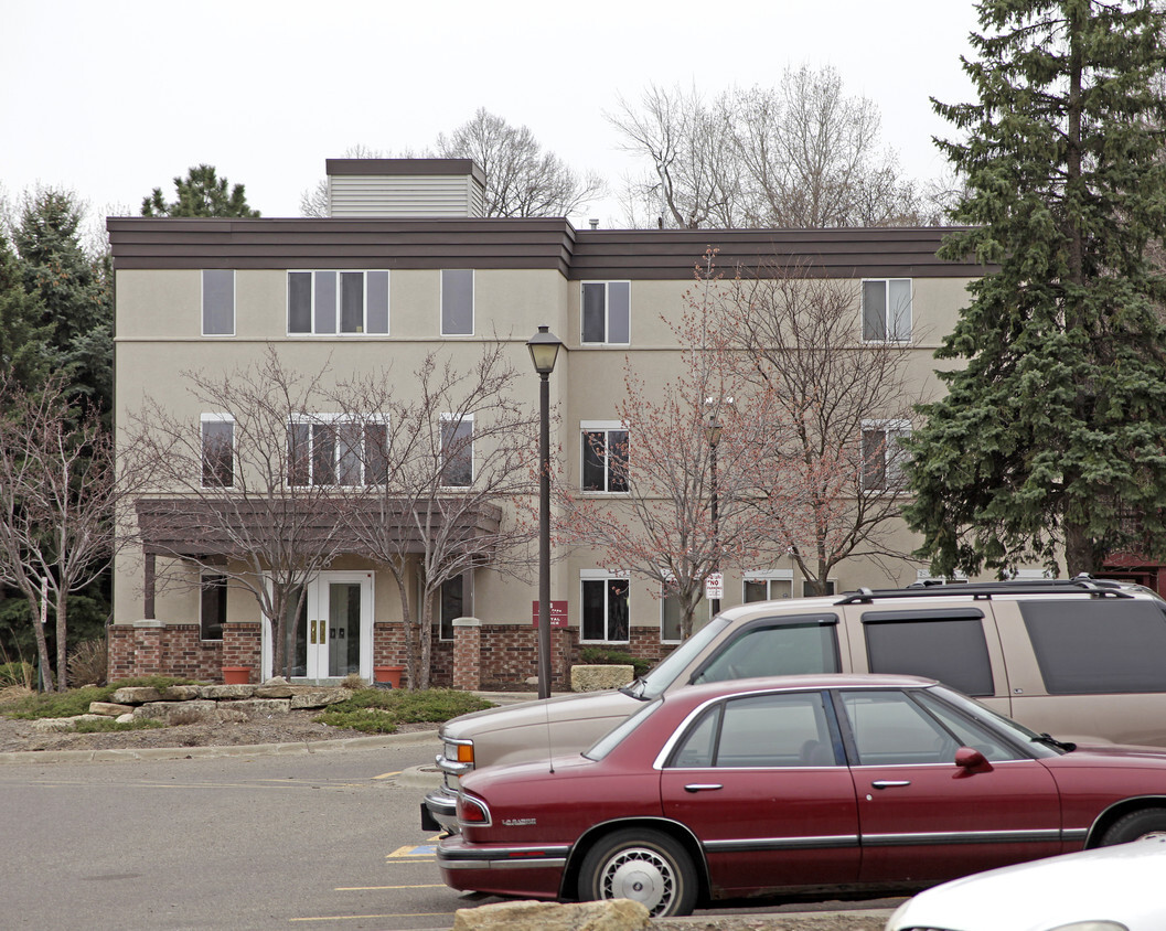 Building Photo - Bluff Park Homes