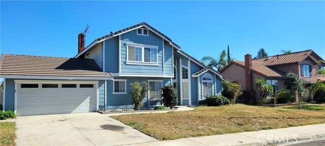 Primary Photo - 561 N Larch Ave