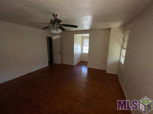 Building Photo - 3846 Charles Street - 4 bedrooms 2 baths