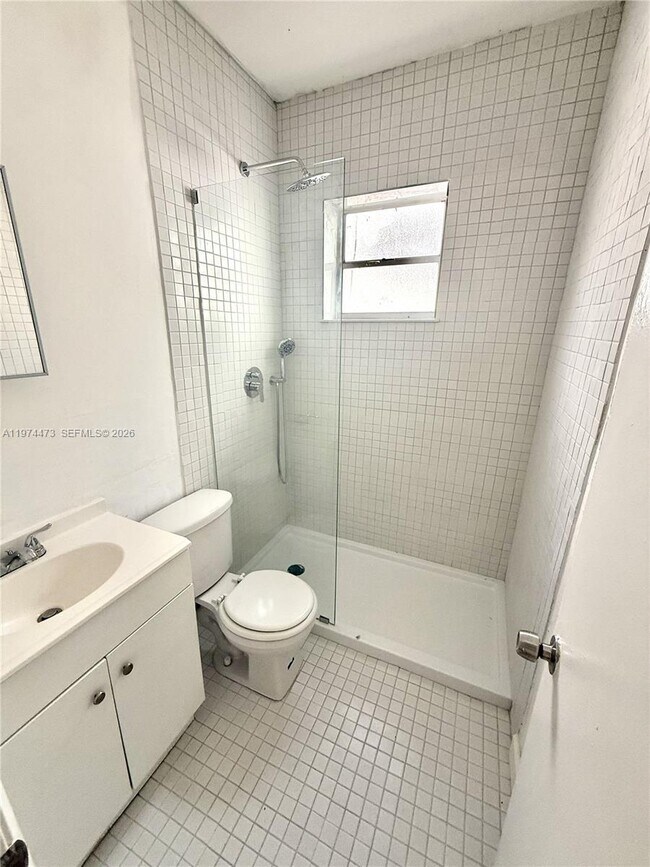 Foto del edificio - 1043 NW 2nd St