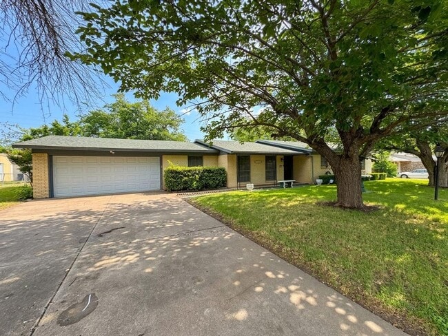 Building Photo - 4-Bedroom House for Rent in Killeen