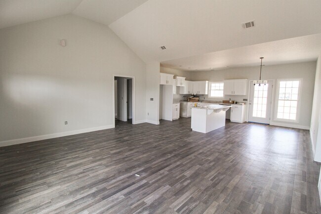 Building Photo - 310 Old Rockdale