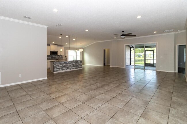 Building Photo - 137 Amia Dr