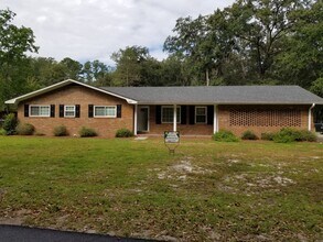 Building Photo - 829 Bradwell St