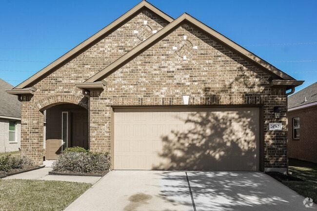 Building Photo - 20762 Rainmead Dr