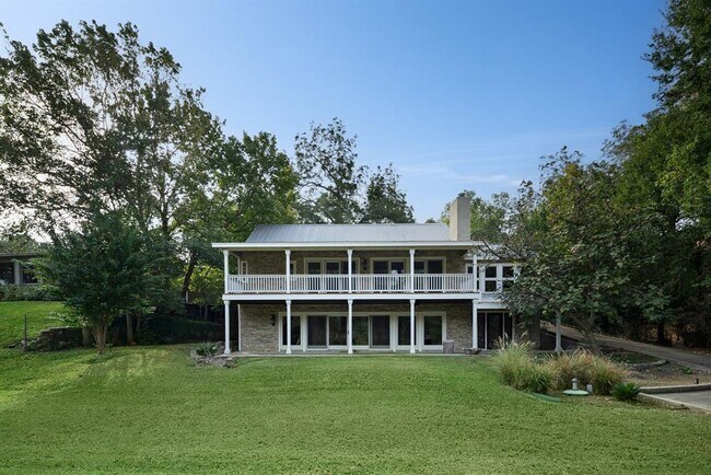 Building Photo - 10810 River Terrace Cir