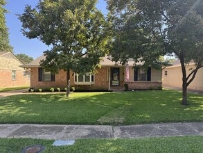 Building Photo - 7325 Rockhurst Dr