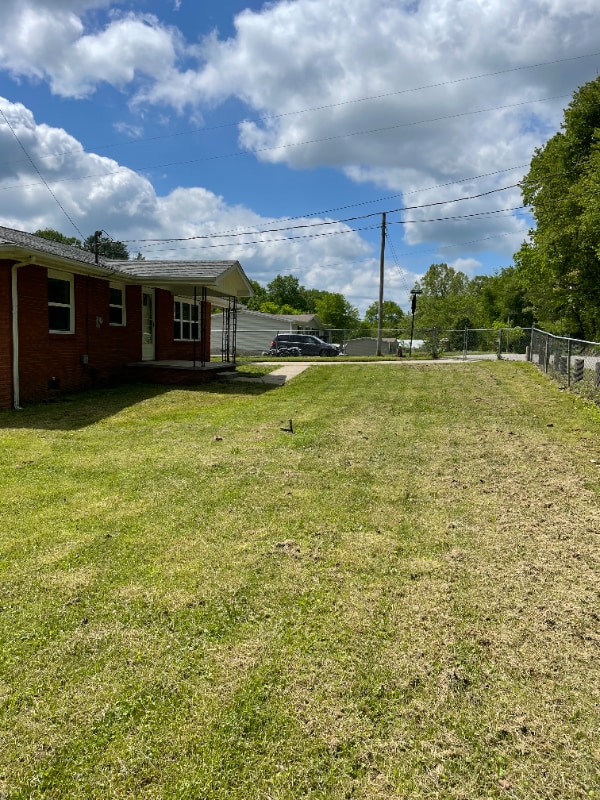 Building Photo - 402 Sam Parker Rd