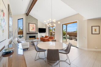 Building Photo - 49069 Mariposa Dr