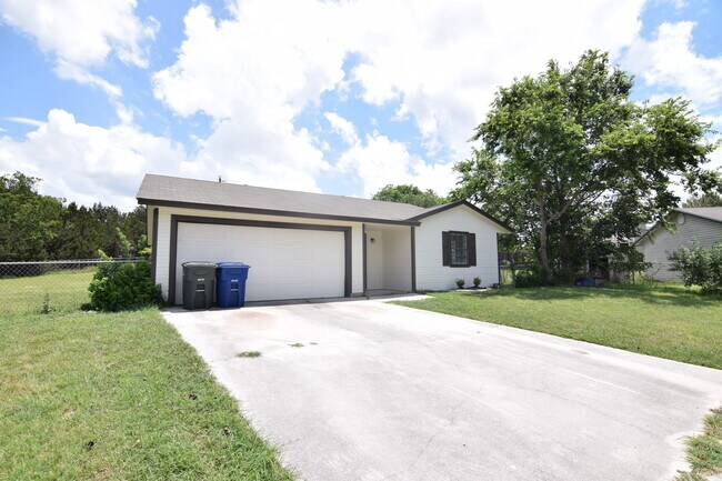 Building Photo - 110 Kiefer Cir