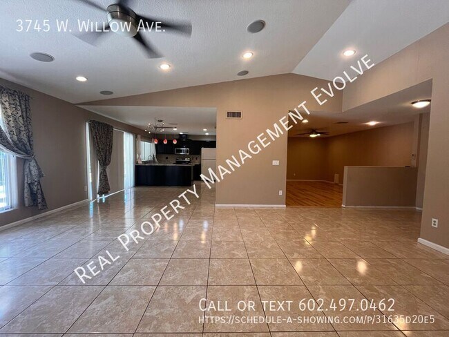 Foto del edificio - 3745 W Willow Ave