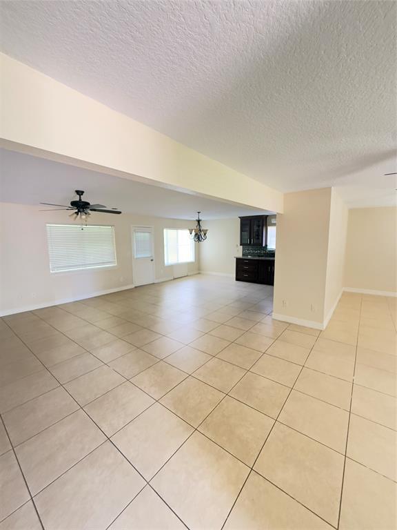Foto del edificio - 11802 Carvel Ln