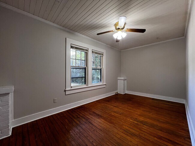 Foto del edificio - 1045 Macon Hwy