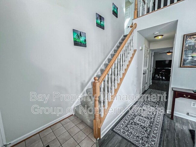 Foto del edificio - 428 Overlook Dr