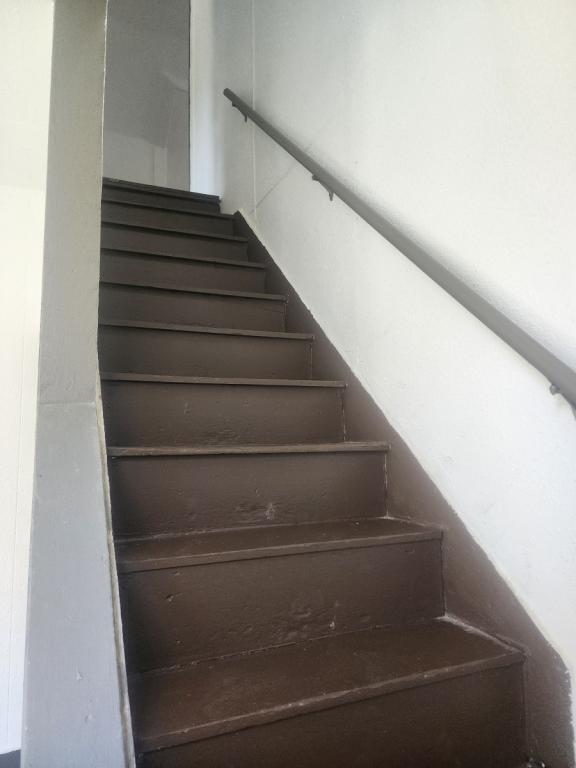 Building Photo - 1622 Chess Ave