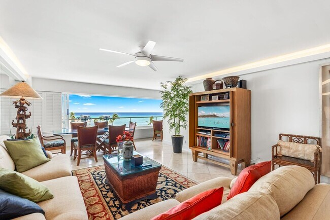 Foto del edificio - Colony Surf Hideaway: Oceanfront 2BR w/ Sleeper Sofa, Views & Beach Access