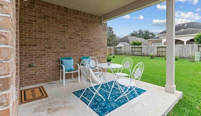 Foto del edificio - 17419 Woodfalls Ln