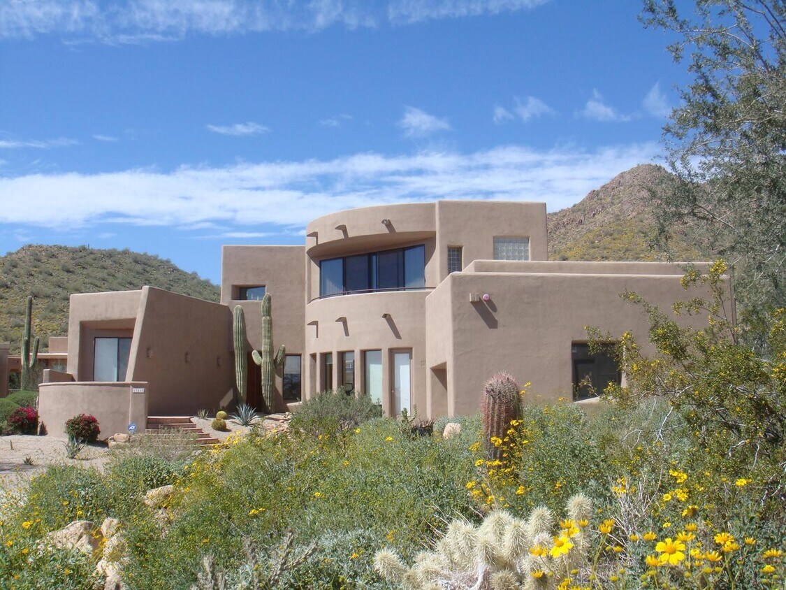 Primary Photo - Mountainside Retreat with Breathtaking Vie...
