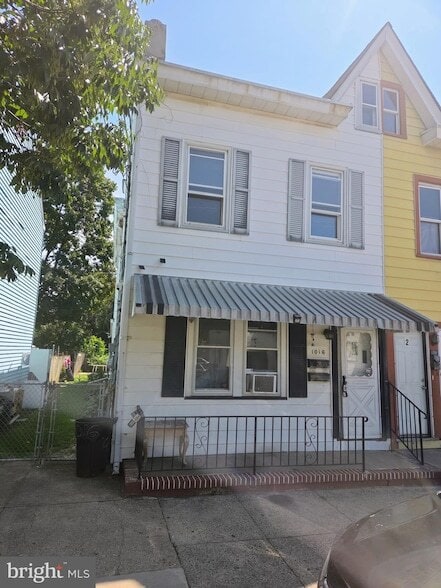 Building Photo - 1016 Anderson St