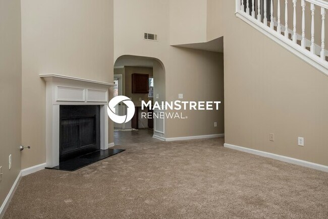 Building Photo - 4 Bedroom Pet-Friendly Home in Atlanta, GA with Main Street Renewal