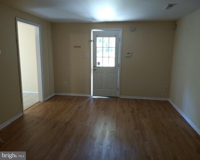 Foto del edificio - 743 Jackson St