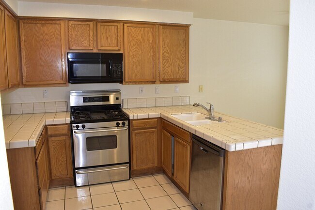 Foto del edificio - 5413 San Carlos Way