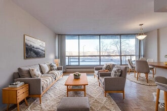 Building Photo - Valleyview Towers