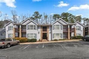 Building Photo - 708 Madison Ln S E