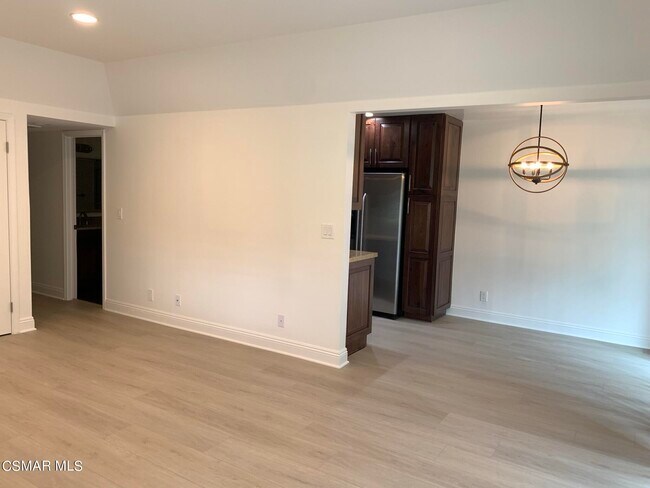 Foto del edificio - 1242 Landsburn Cir