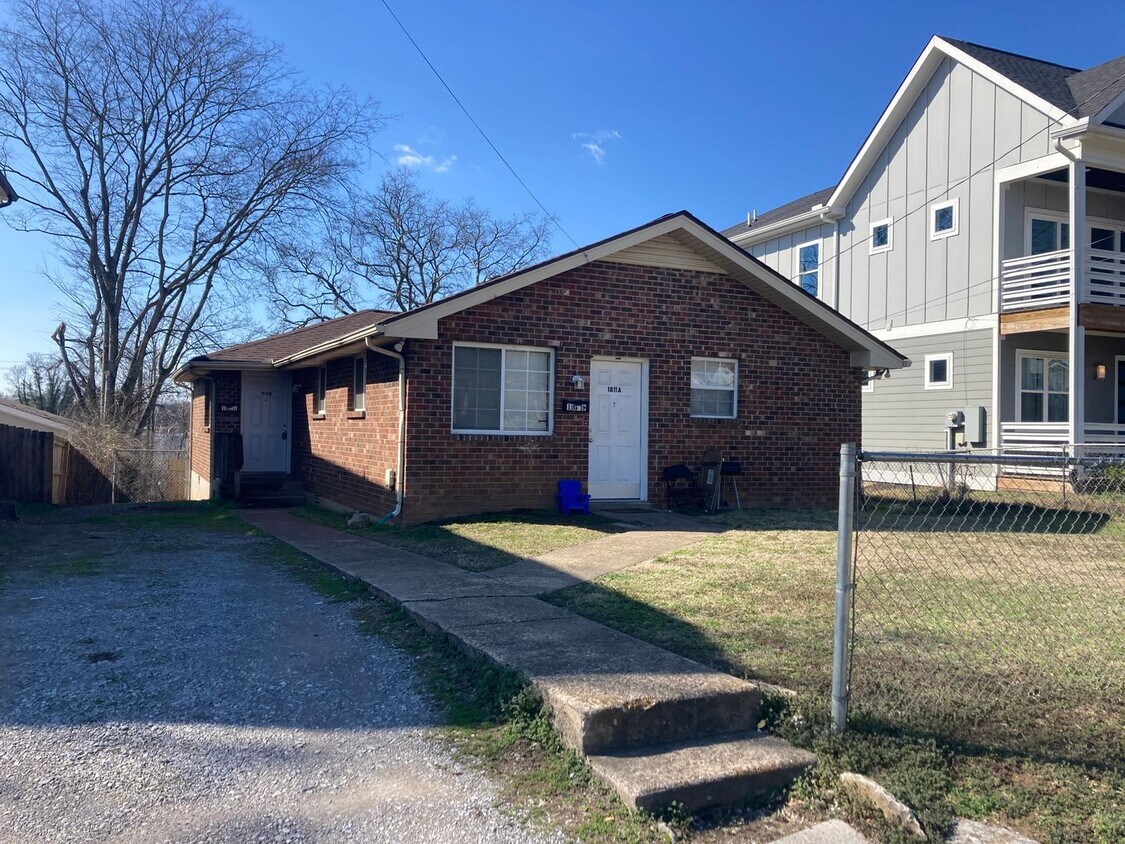 Foto principal - 1811 16th Ave N
